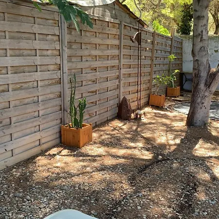 Surf House Avec Jardin Dans Quartier De Standing Entre Et Vignes * Saint-Cyr-sur-Mer